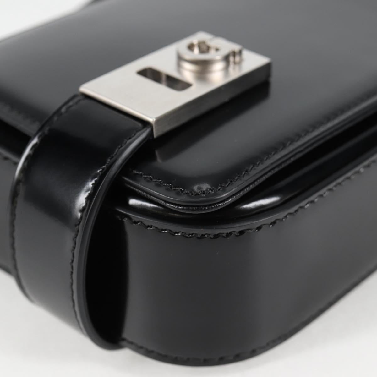 Salvatore Ferragamo Gancini Shoulder Bag Patent leather Black Auth ar13607V