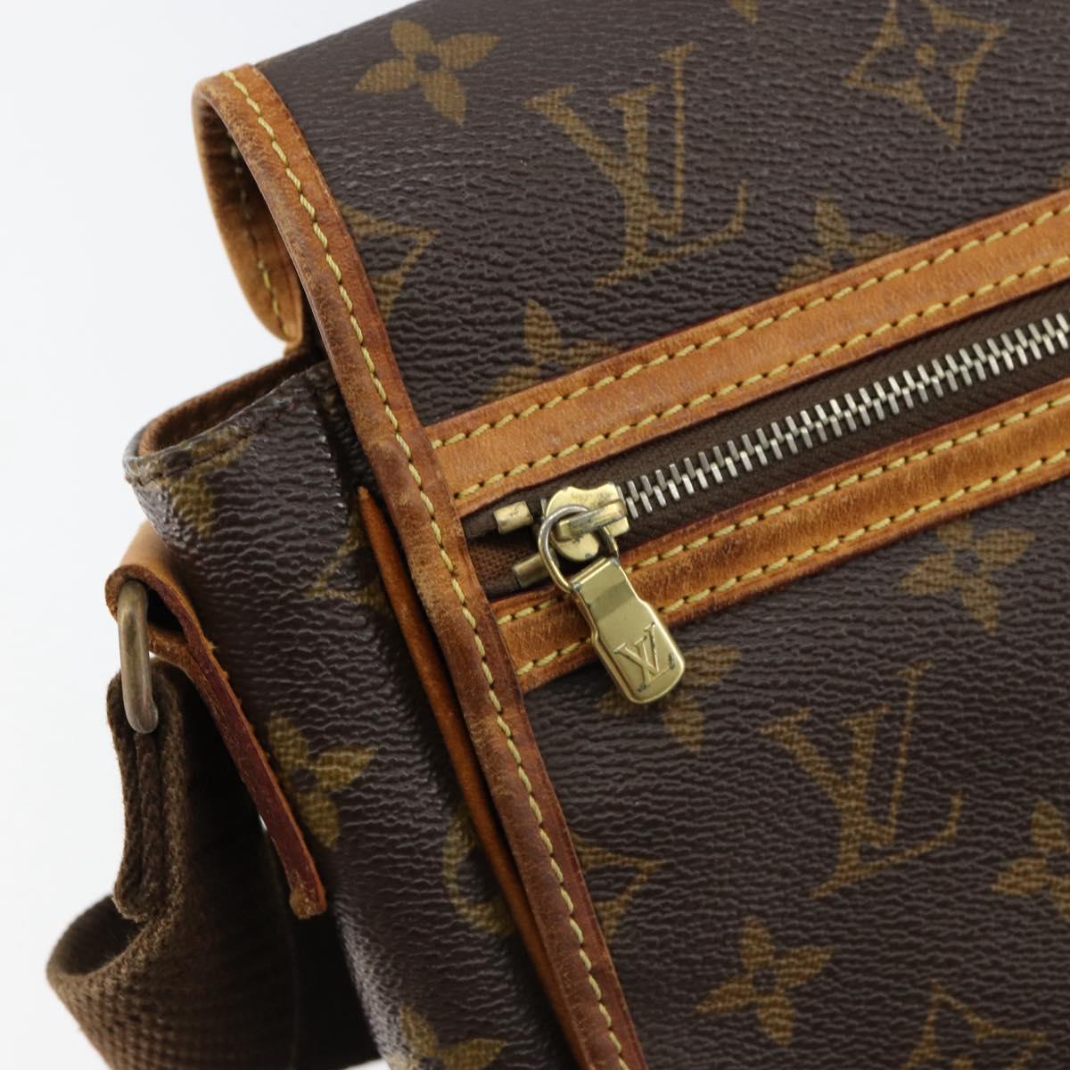 LOUIS VUITTON Monogram Messenger Bosphore PM Shoulder Bag M40106 LV Auth ar13823