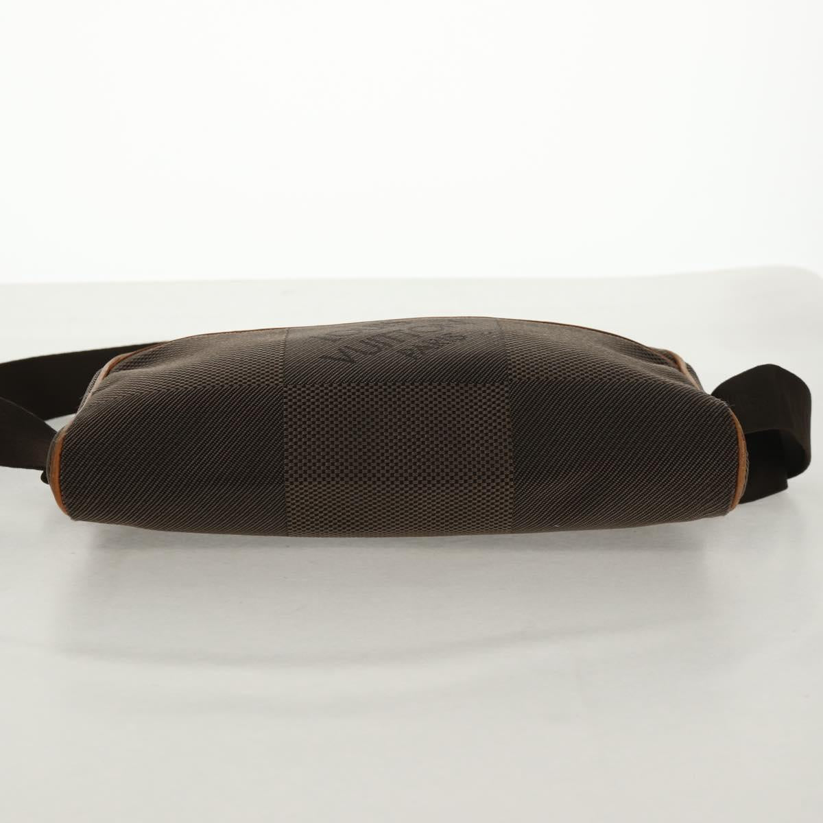 LOUIS VUITTON Damier Geant Acrobat Shoulder Bag Khaki M93619 LV Auth ar13836A