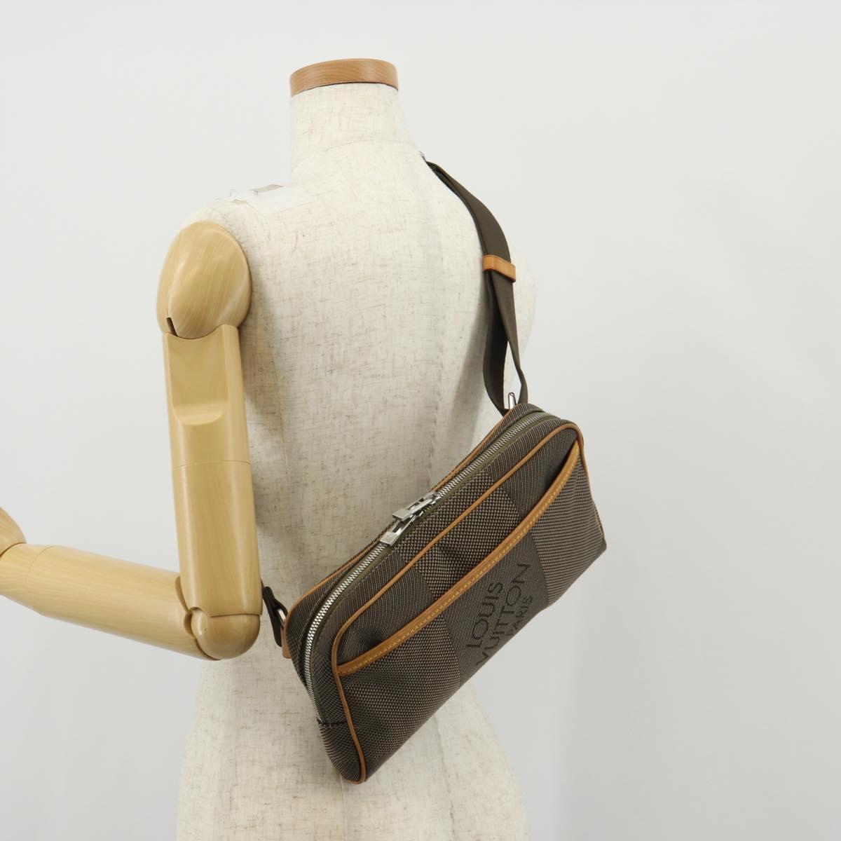 LOUIS VUITTON Damier Geant Acrobat Shoulder Bag Khaki M93619 LV Auth ar13836A