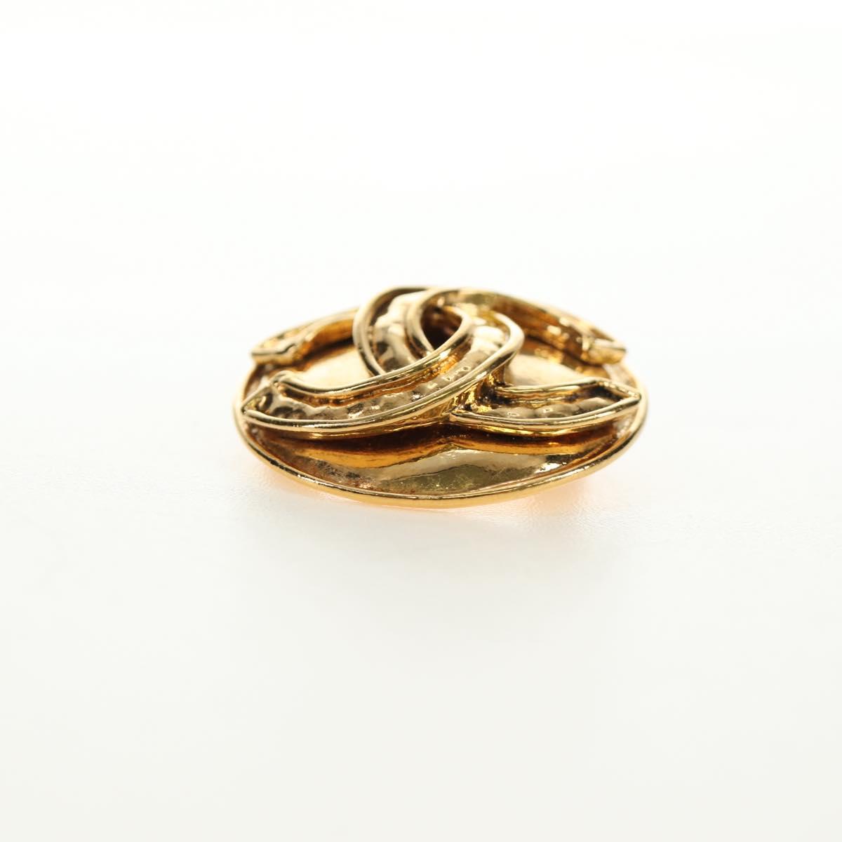 CHANEL Brooch metal Gold Tone CC Auth ar13964V