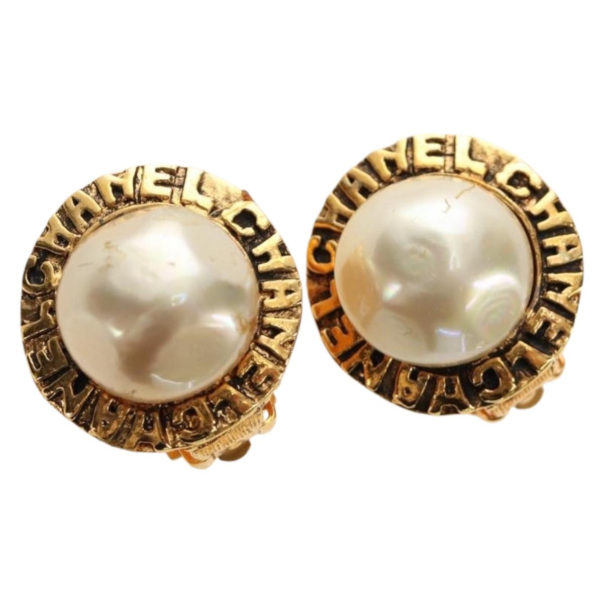 CHANEL Earring metal Gold Tone CC Auth ar13965V