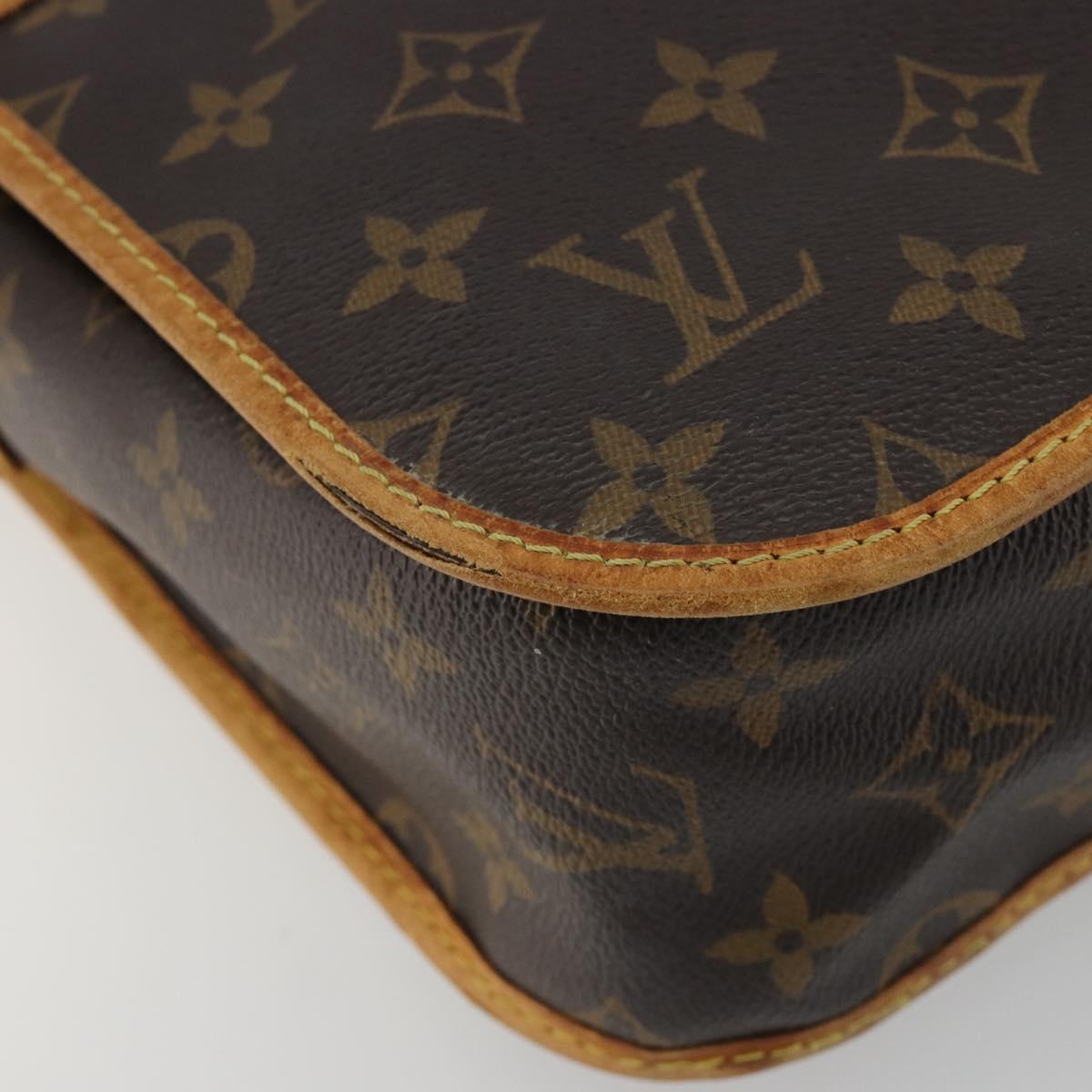 LOUIS VUITTON Monogram Pochette Bosphore Shoulder Bag M40044 LV Auth ar13986