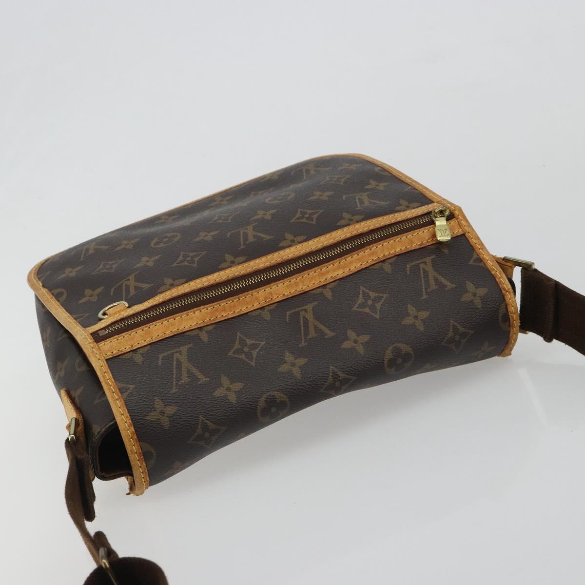 LOUIS VUITTON Monogram Pochette Bosphore Shoulder Bag M40044 LV Auth ar13986
