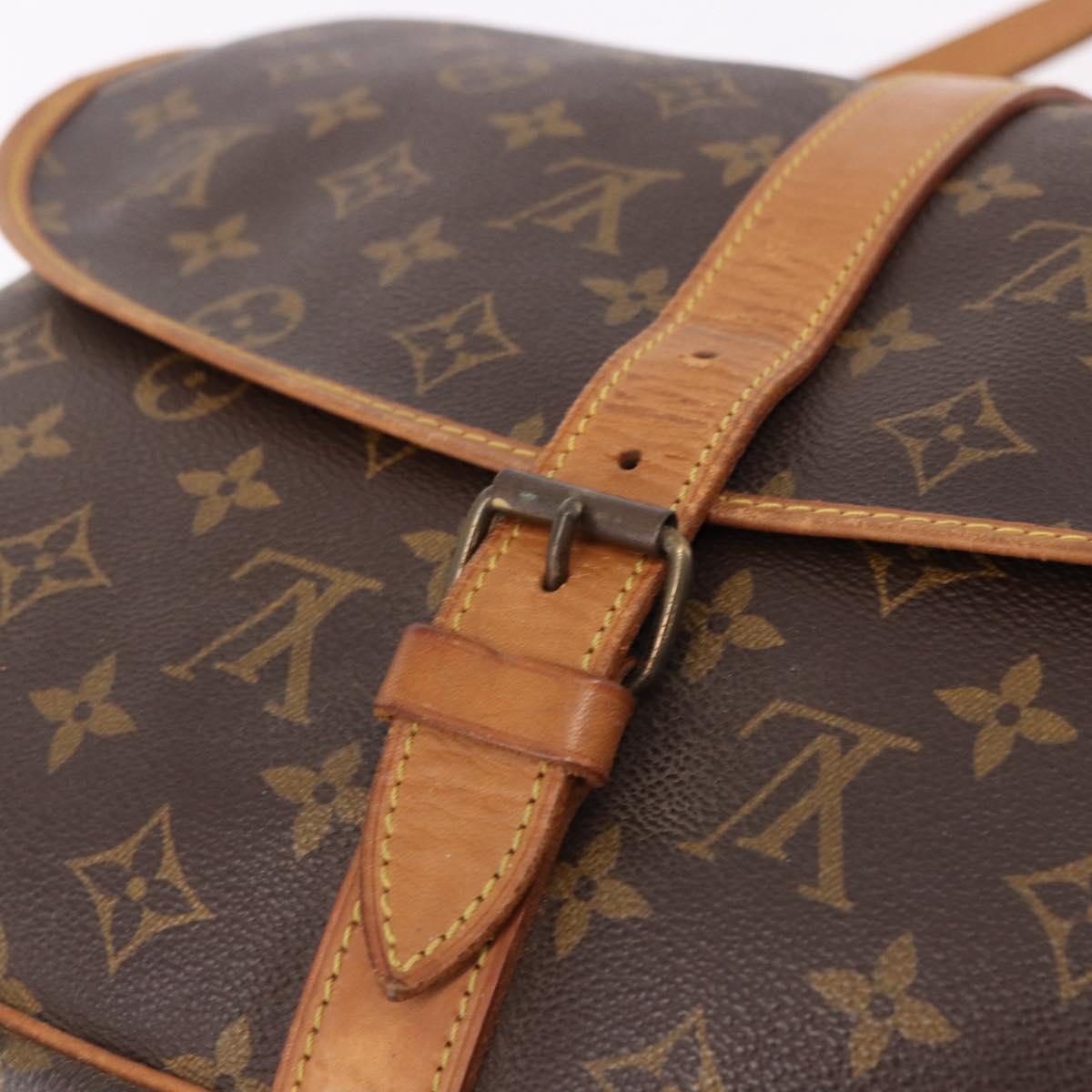 LOUIS VUITTON Monogram Saumur 35 Shoulder Bag M42254 LV Auth ar13991