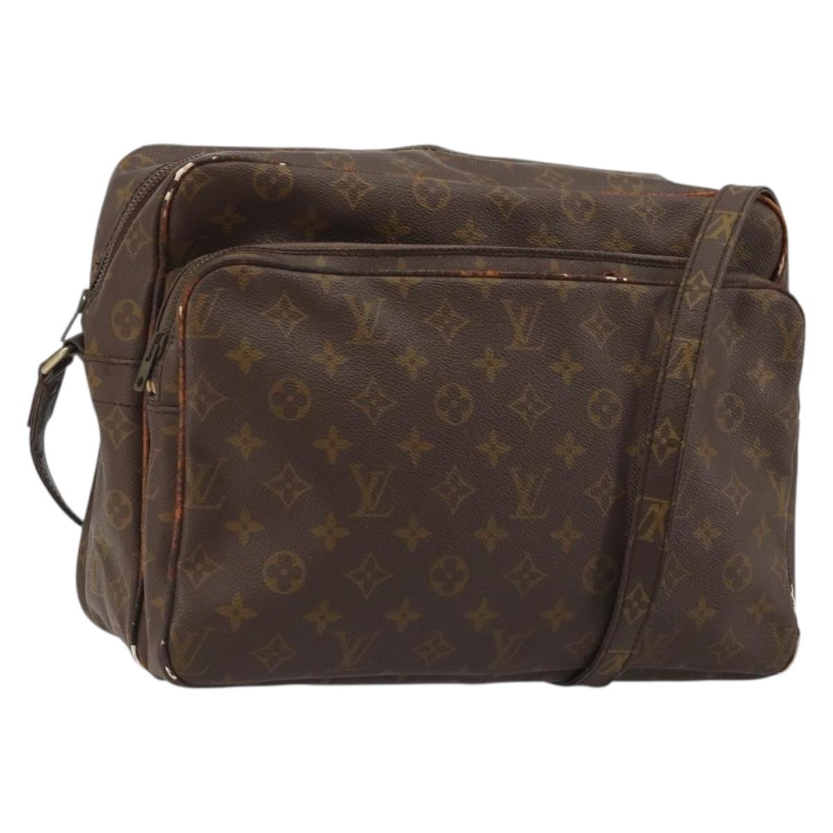 LOUIS VUITTON Monogram Nile GM Shoulder Bag M45242 LV Auth ar14016
