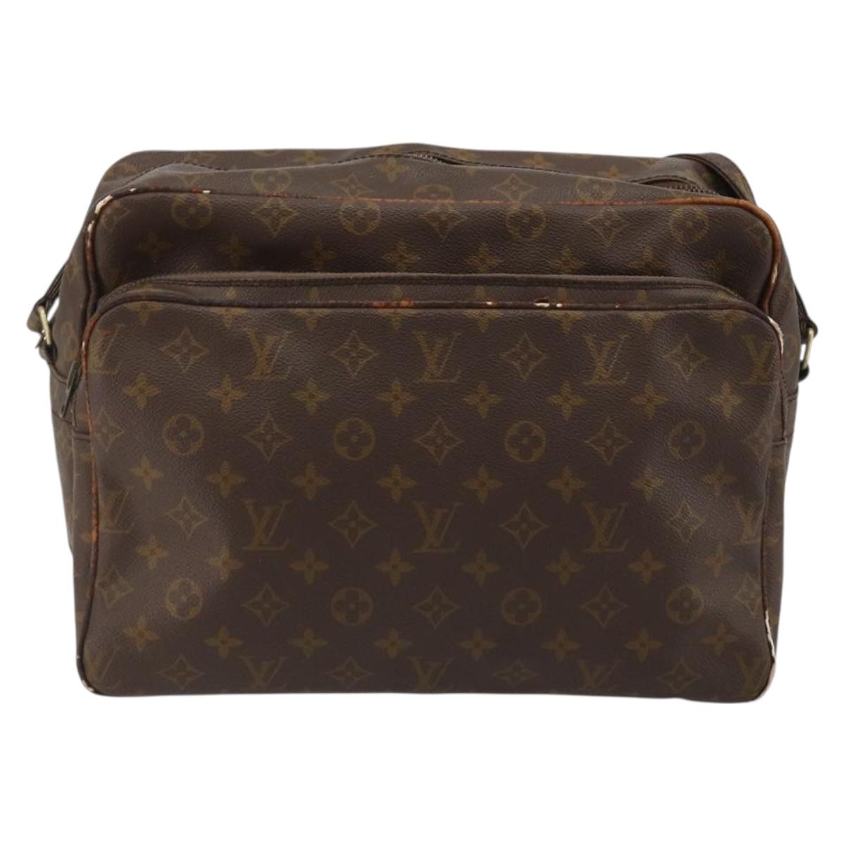 LOUIS VUITTON Monogram Nile GM Shoulder Bag M45242 LV Auth ar14016
