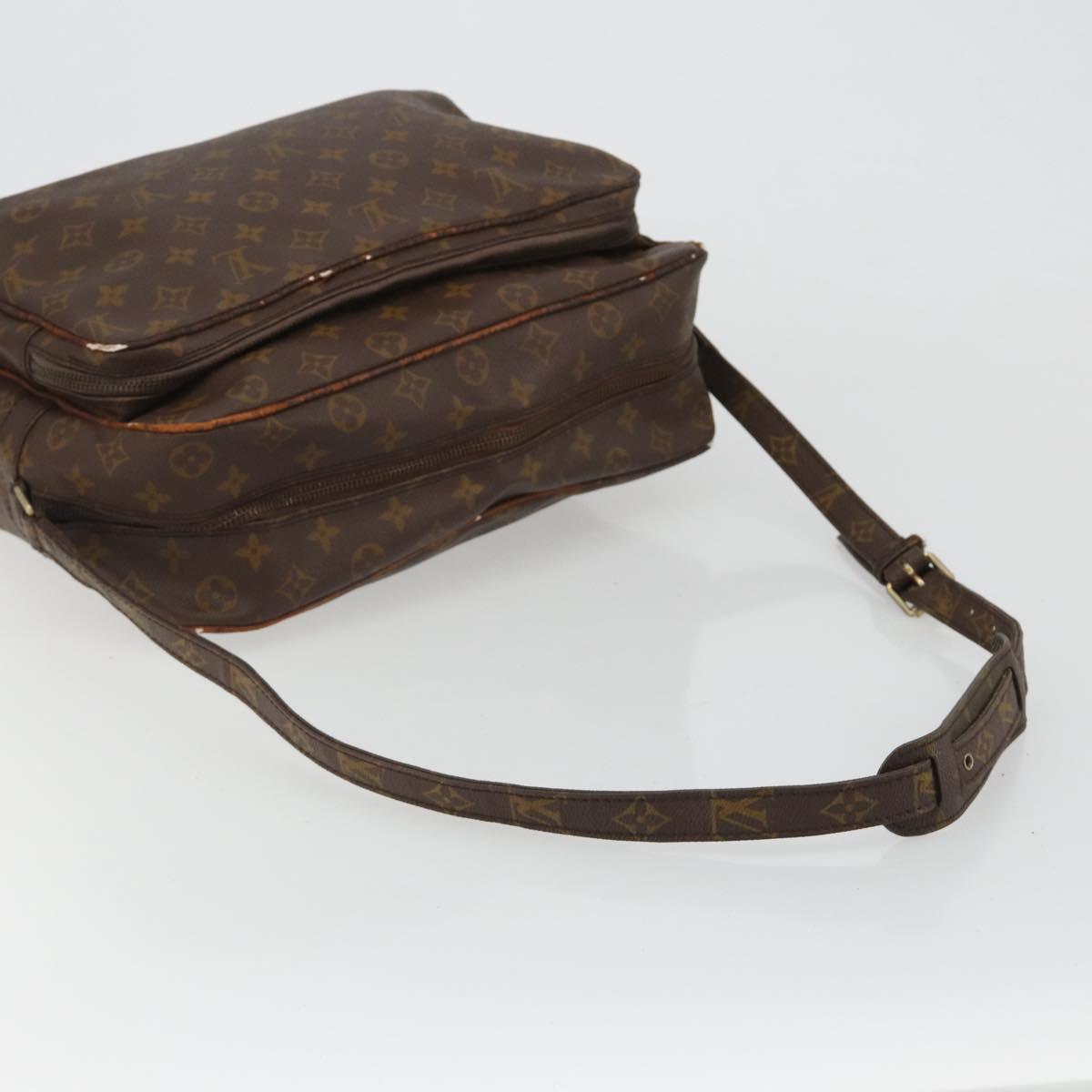 LOUIS VUITTON Monogram Nile GM Shoulder Bag M45242 LV Auth ar14016