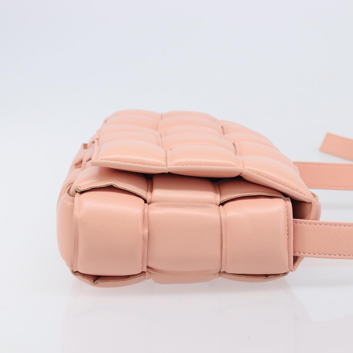 BOTTEGA VENETA MAXI INTRECCIATO Cassette Shoulder Bag Leather Pink Auth ar14228M