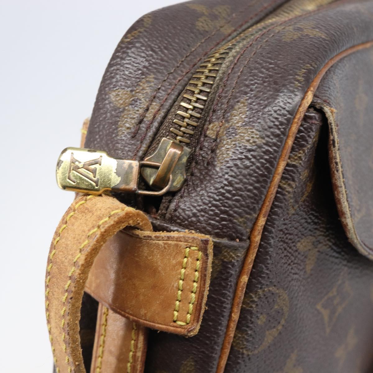 LOUIS VUITTON Monogram Jeune Fille MM Shoulder Bag M51226 LV Auth ar14230
