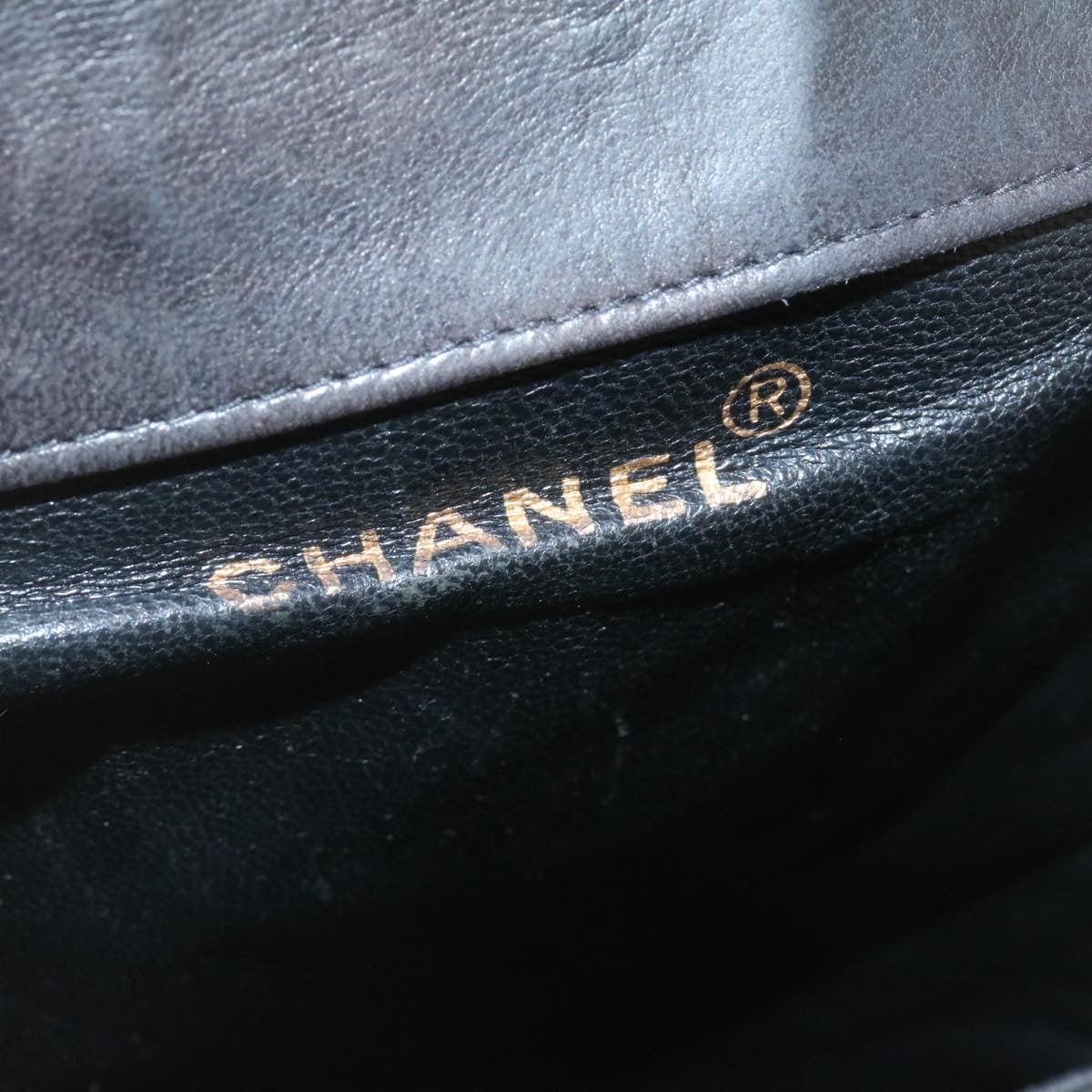 CHANEL Matelasse Backpack Leather Black Gold Tone CC Auth ar4662M