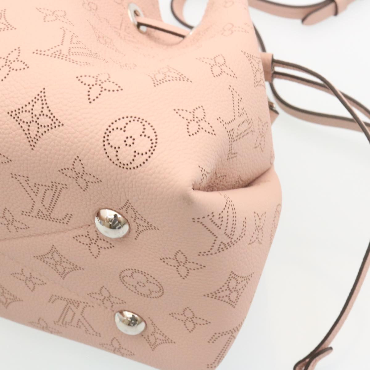 LOUIS VUITTON Monogram Mahina Bella Hand Bag Pink M57068 LV Auth ar6430S