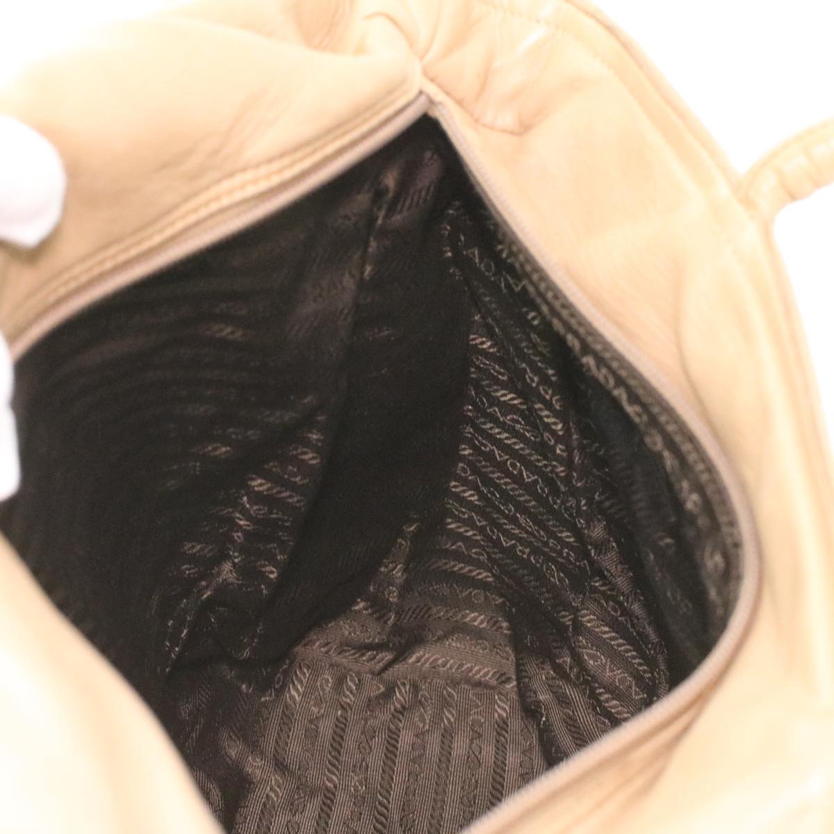 PRADA Tote Bag Lamb Skin Beige Auth ar8449