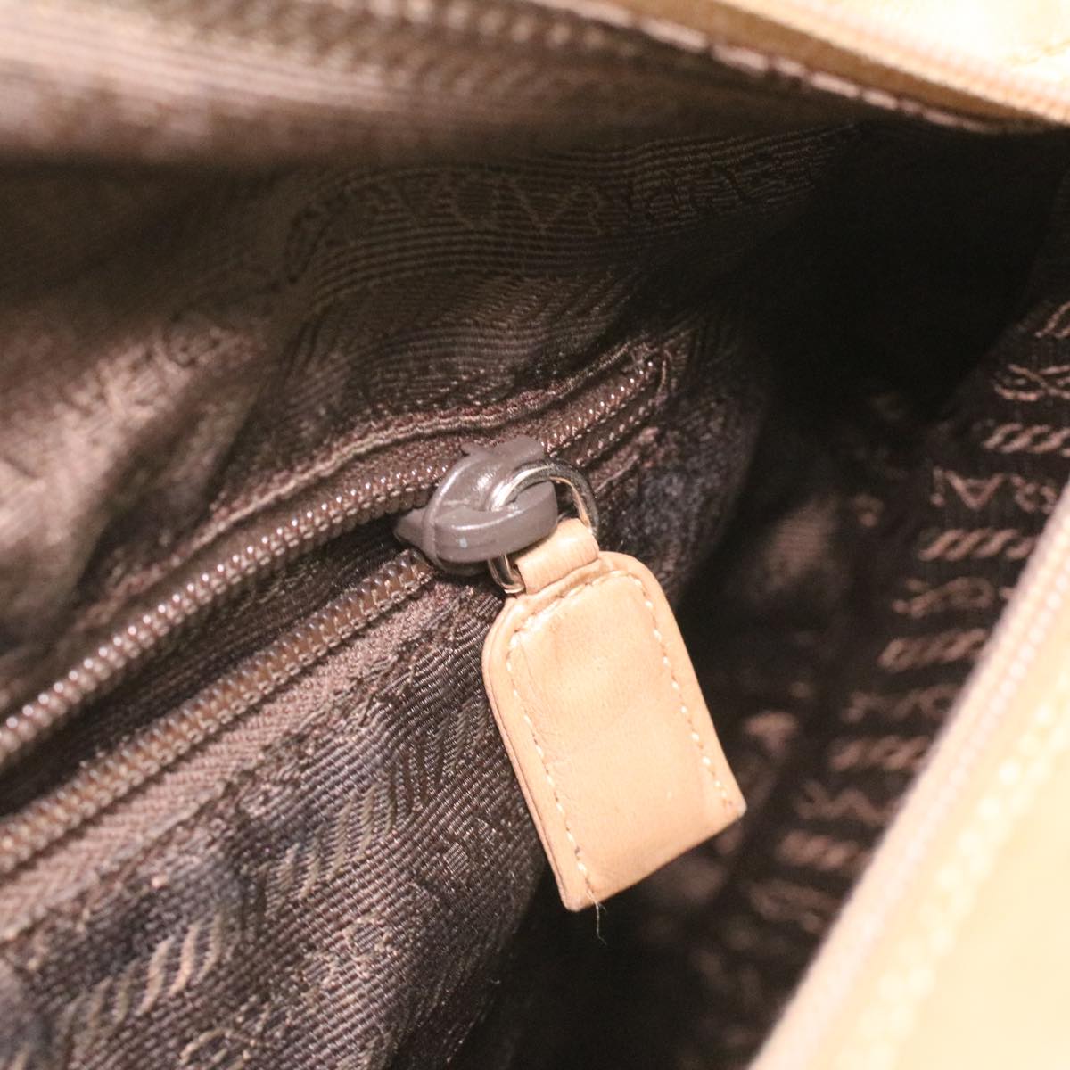 PRADA Tote Bag Lamb Skin Beige Auth ar8449