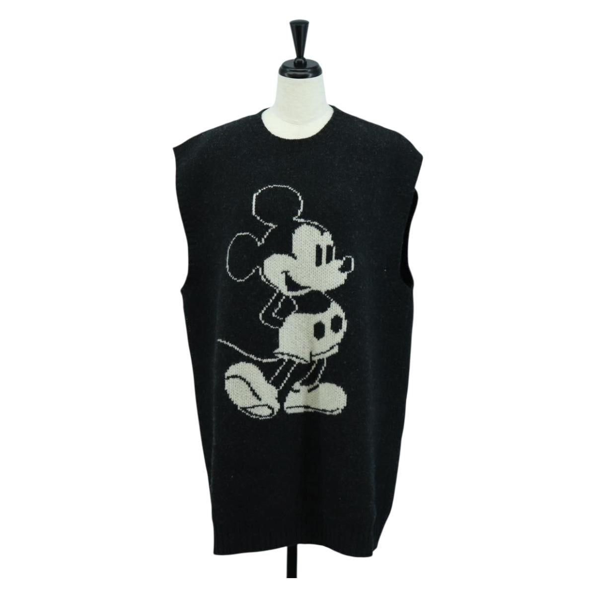 Miu Miu Disney Collaboration Knit Vest Cotton Black Auth ARZ190M