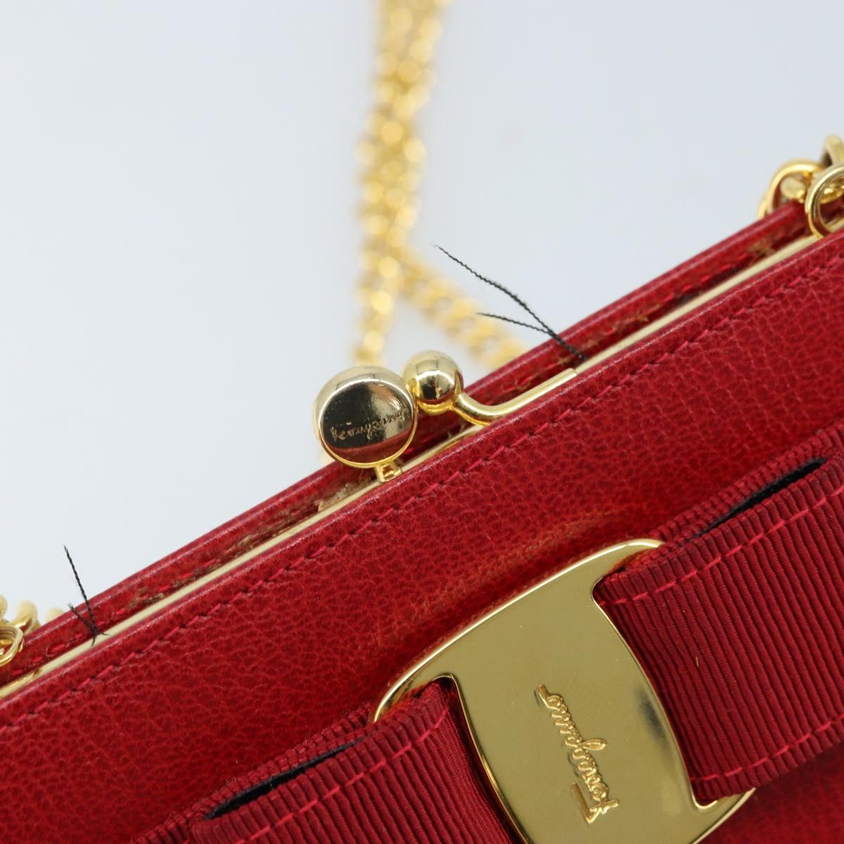 Salvatore Ferragamo Vala Chain Shoulder Bag Leather Red Gold Auth ARZ298