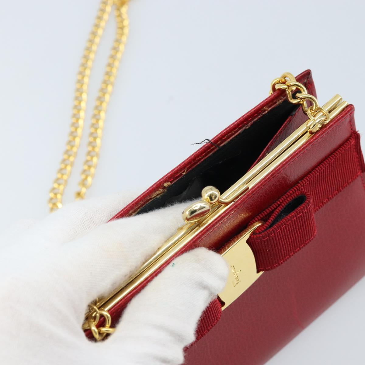 Salvatore Ferragamo Vala Chain Shoulder Bag Leather Red Gold Auth ARZ298