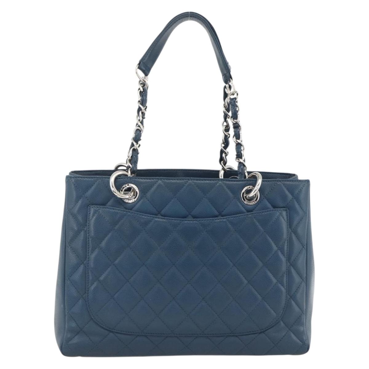 CHANEL Matelasse Chain Shoulder Bag Caviar Skin Blue Silver CC Auth ARZ343SAV