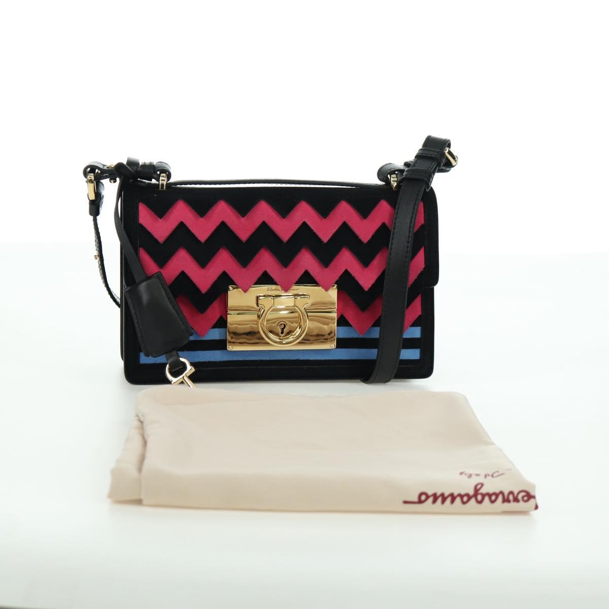 Salvatore Ferragamo Gancini Shoulder Bag Suede Black Pink gold Auth ARZ419M