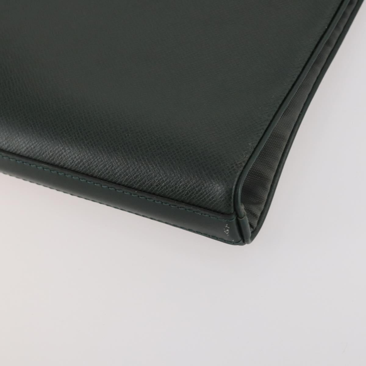 LOUIS VUITTON Taiga Bering Garment Cover Epicea M30134 LV Auth ARZ467