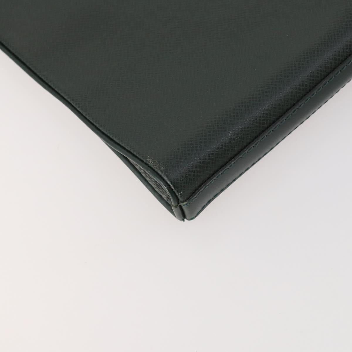 LOUIS VUITTON Taiga Bering Garment Cover Epicea M30134 LV Auth ARZ467
