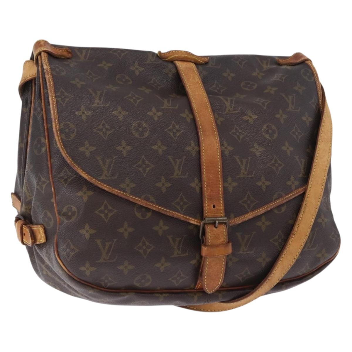 LOUIS VUITTON Monogram Saumur 35 Shoulder Bag M42254 LV Auth BA055