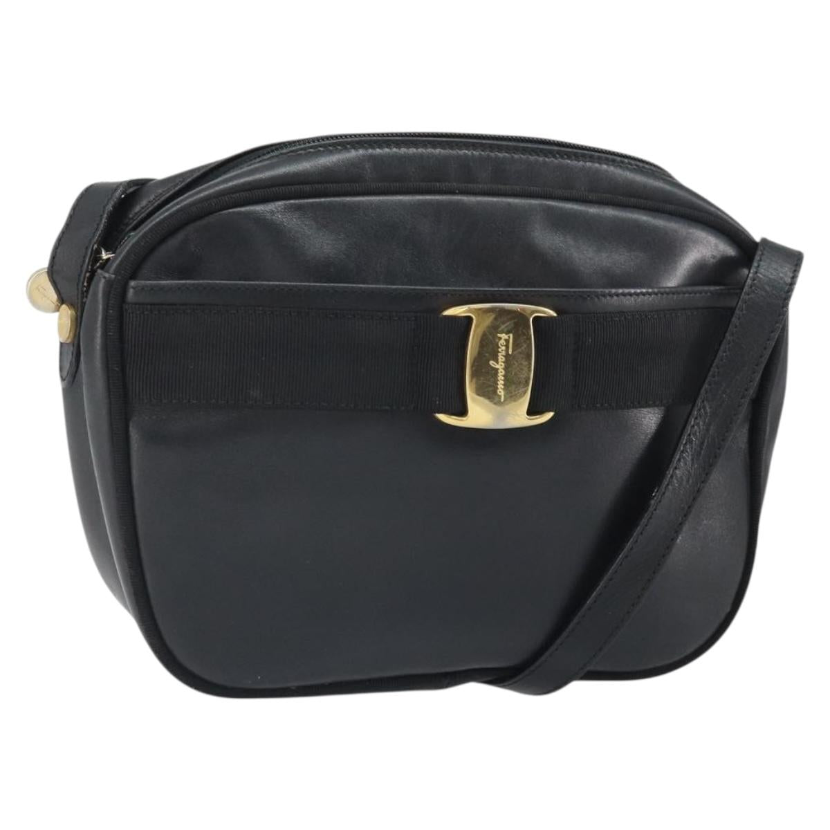 Salvatore Ferragamo Vala Shoulder Bag Leather Black Gold Auth BA10252