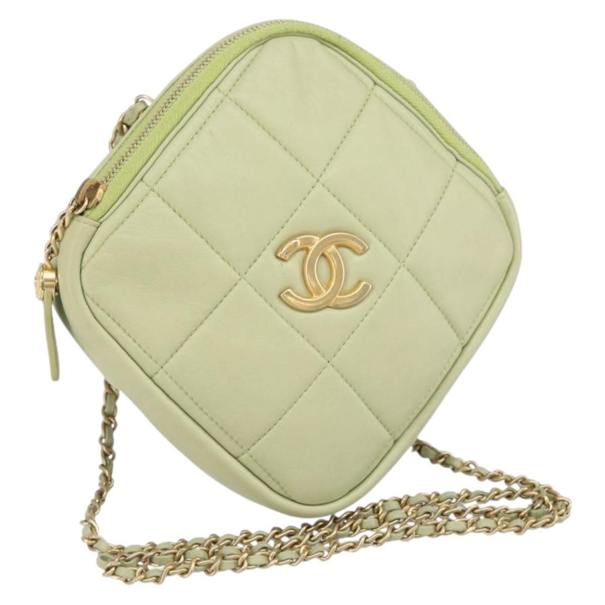 CHANEL Matelasse Chain Shoulder Bag Lamb Skin LIme Green Gold CC Auth BA10323SAV