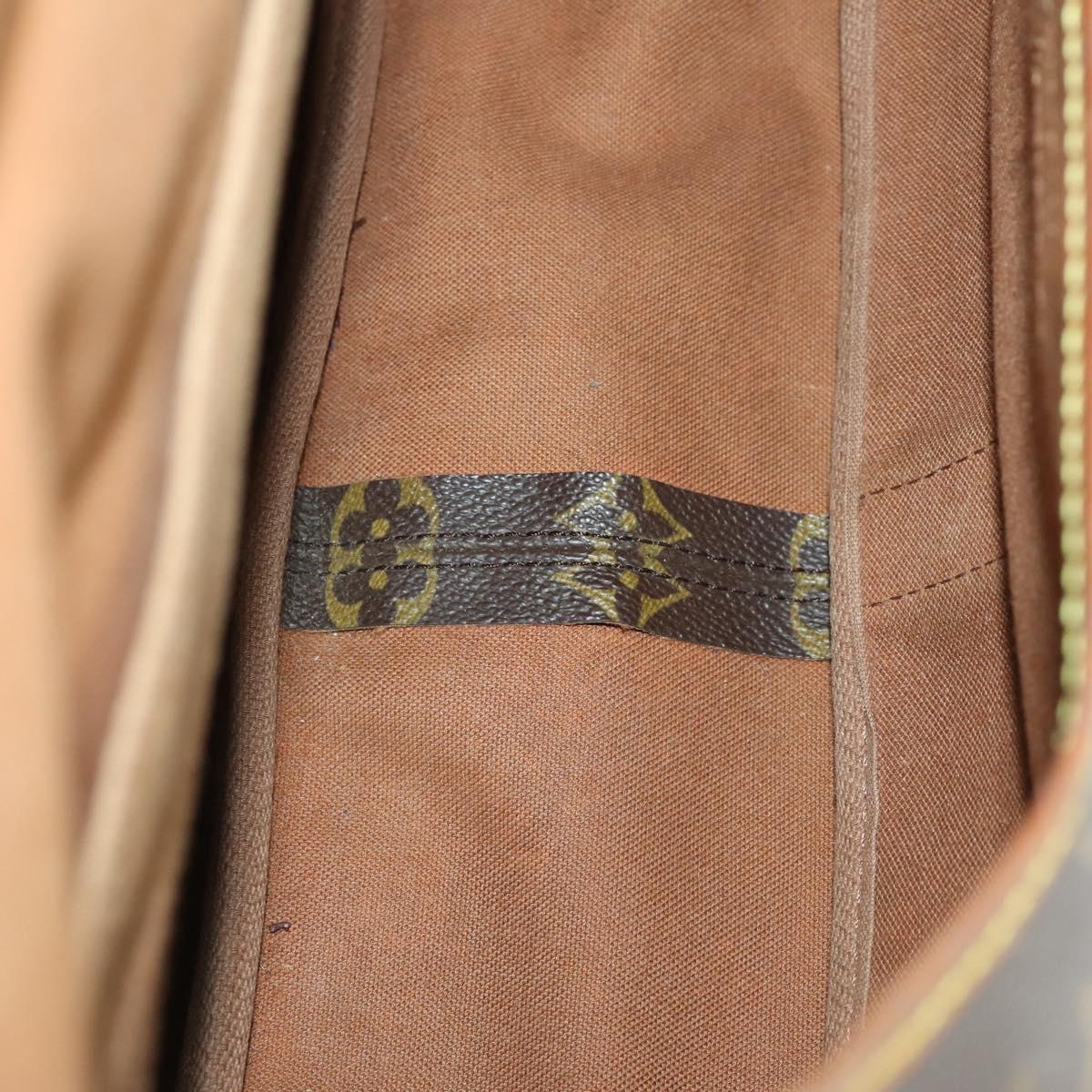LOUIS VUITTON Monogram Saumur 35 Shoulder Bag M42254 LV Auth BA10390