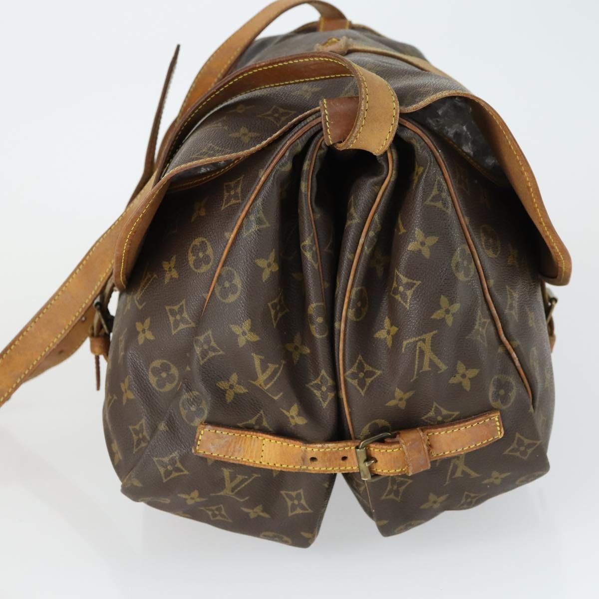 LOUIS VUITTON Monogram Saumur 35 Shoulder Bag M42254 LV Auth BA10390