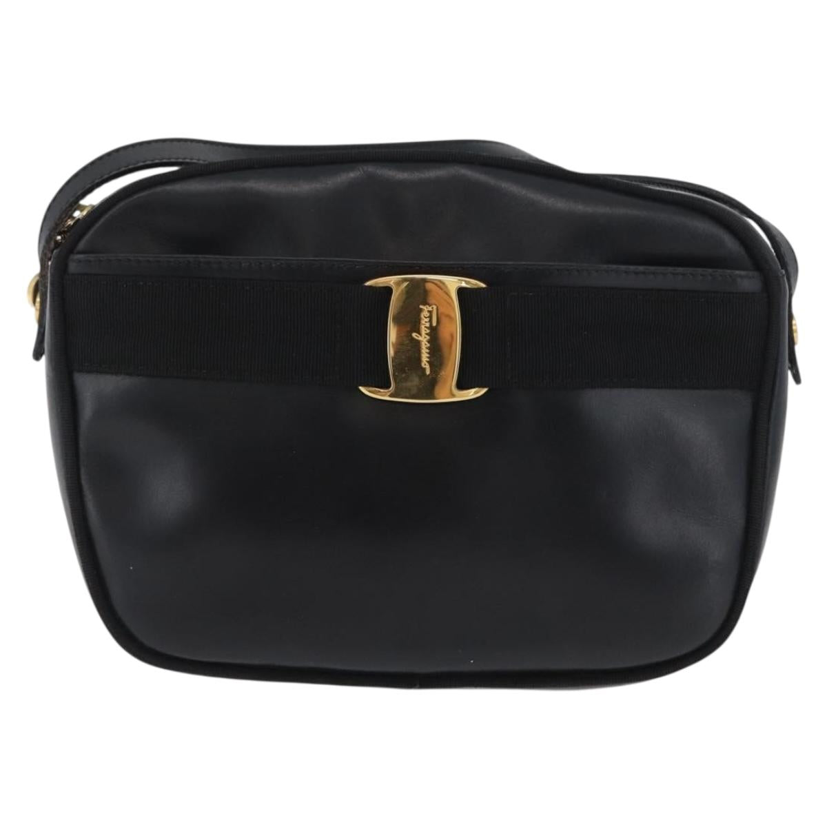 Salvatore Ferragamo Vala Shoulder Bag Leather Black Gold Auth BA10794
