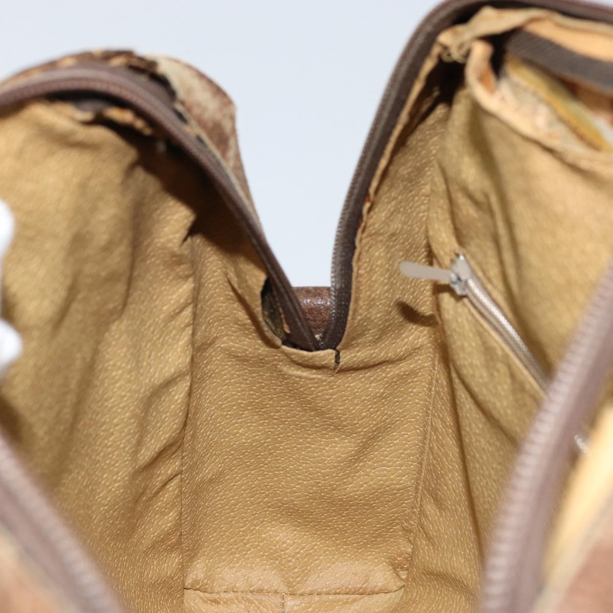 GUCCI GG Supreme Hand Bag PVC Beige Gold Auth BA10941
