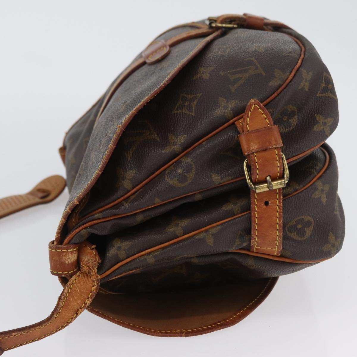 LOUIS VUITTON Monogram Saumur 30 Shoulder Bag M42256 LV Auth BA10996