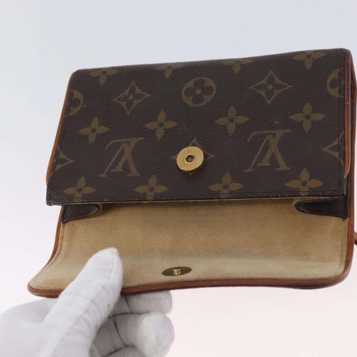 LOUIS VUITTON Monogram Pochette Florentine Waist bag M51855 LV Auth BA11005