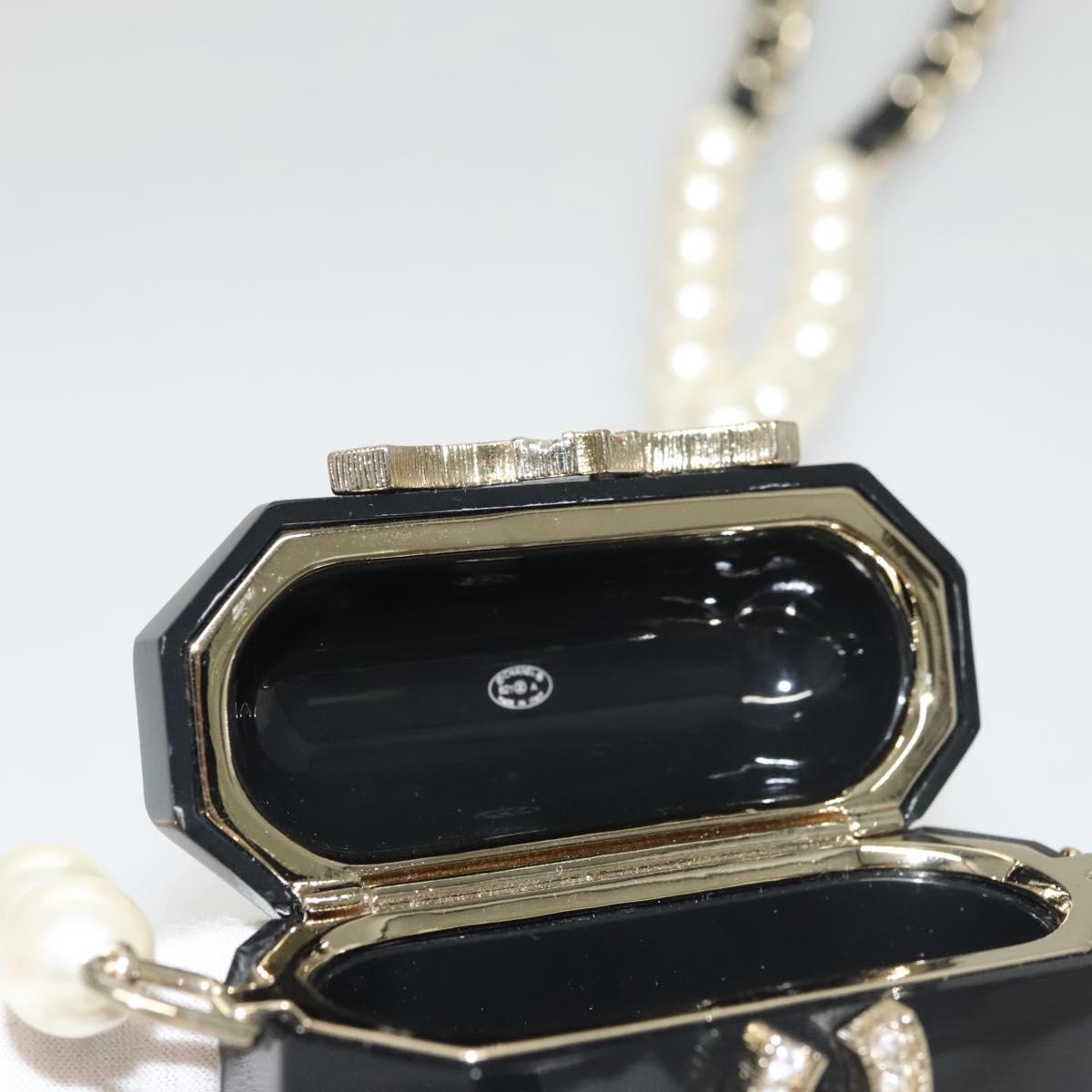 CHANEL Airpods case Shoulder plastic Black CC Auth BA1117AM