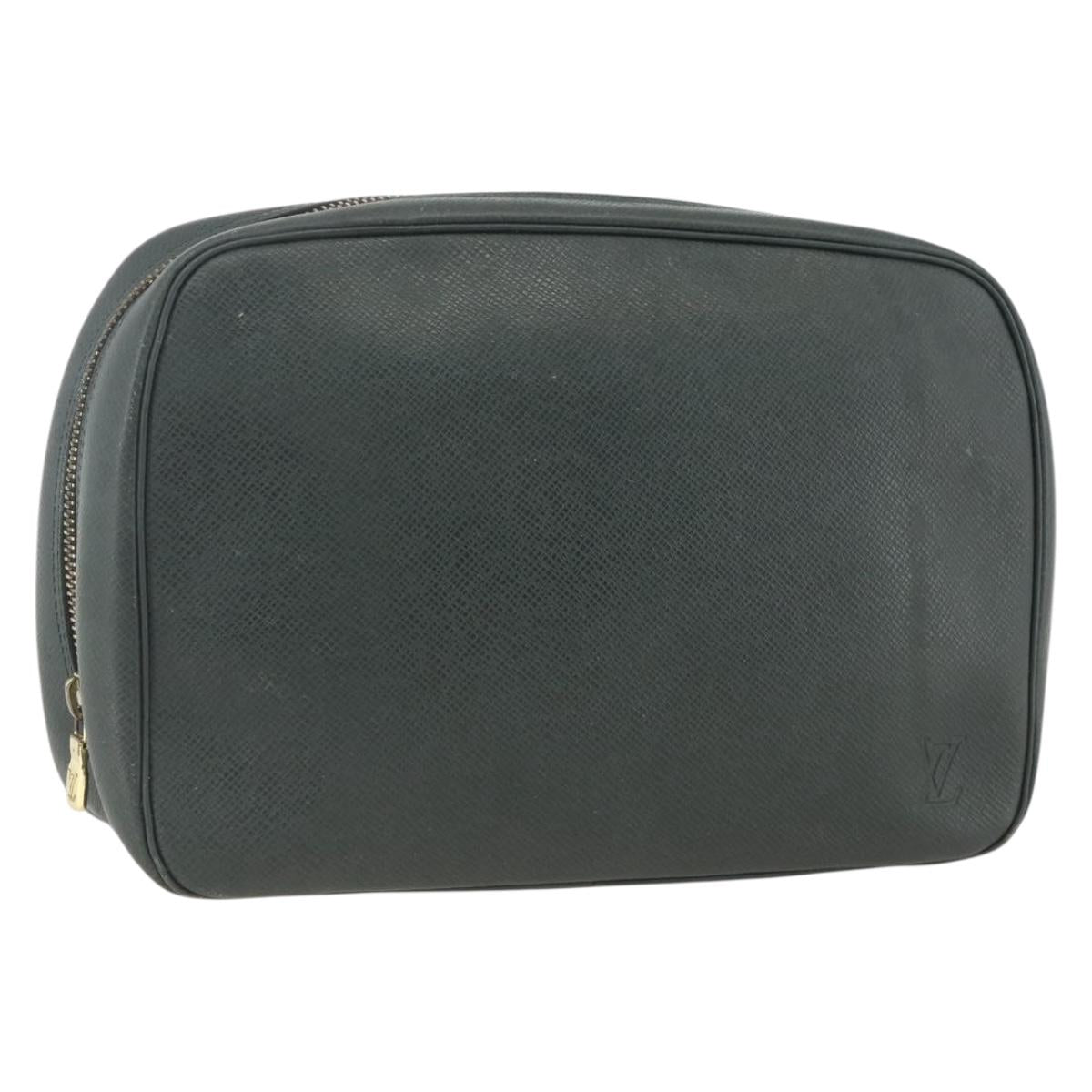 LOUIS VUITTON Taiga Trousse Toilette GM Clutch Bag Epicea M30214 LV Auth BA11283