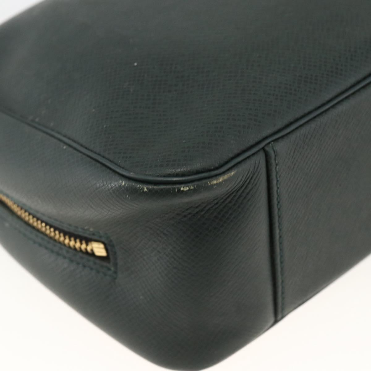 LOUIS VUITTON Taiga Trousse Toilette GM Clutch Bag Epicea M30214 LV Auth BA11283