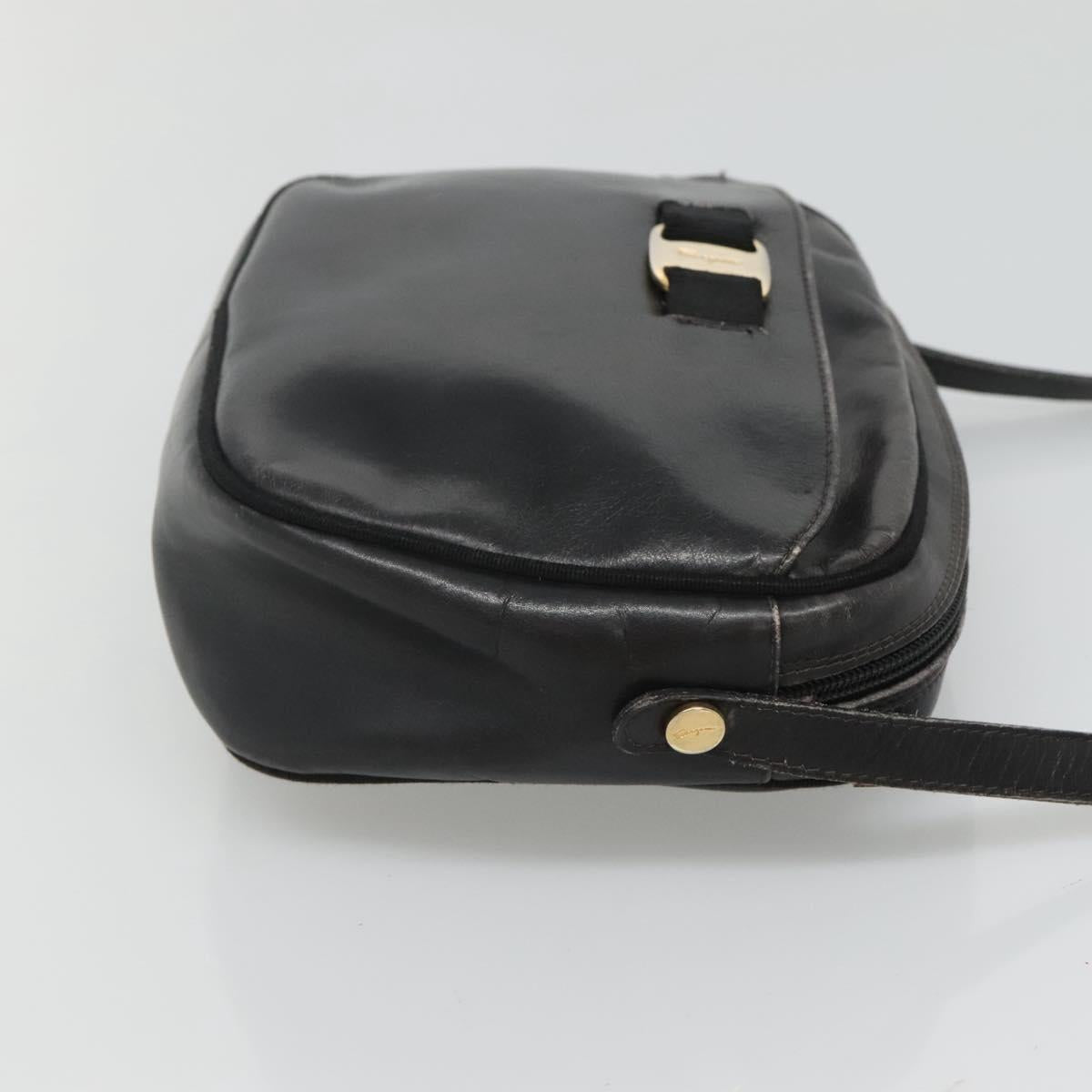 Salvatore Ferragamo Shoulder Bag Leather Black Gold Auth BA1137