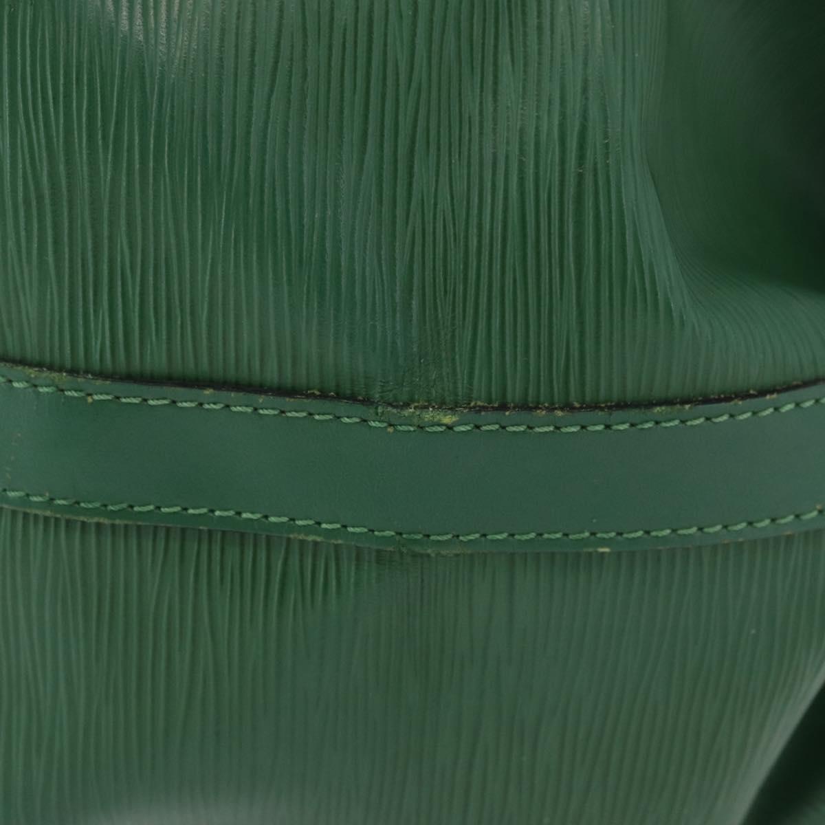 LOUIS VUITTON Epi Petit Noe Shoulder Bag Green M44104 LV Auth BA11550