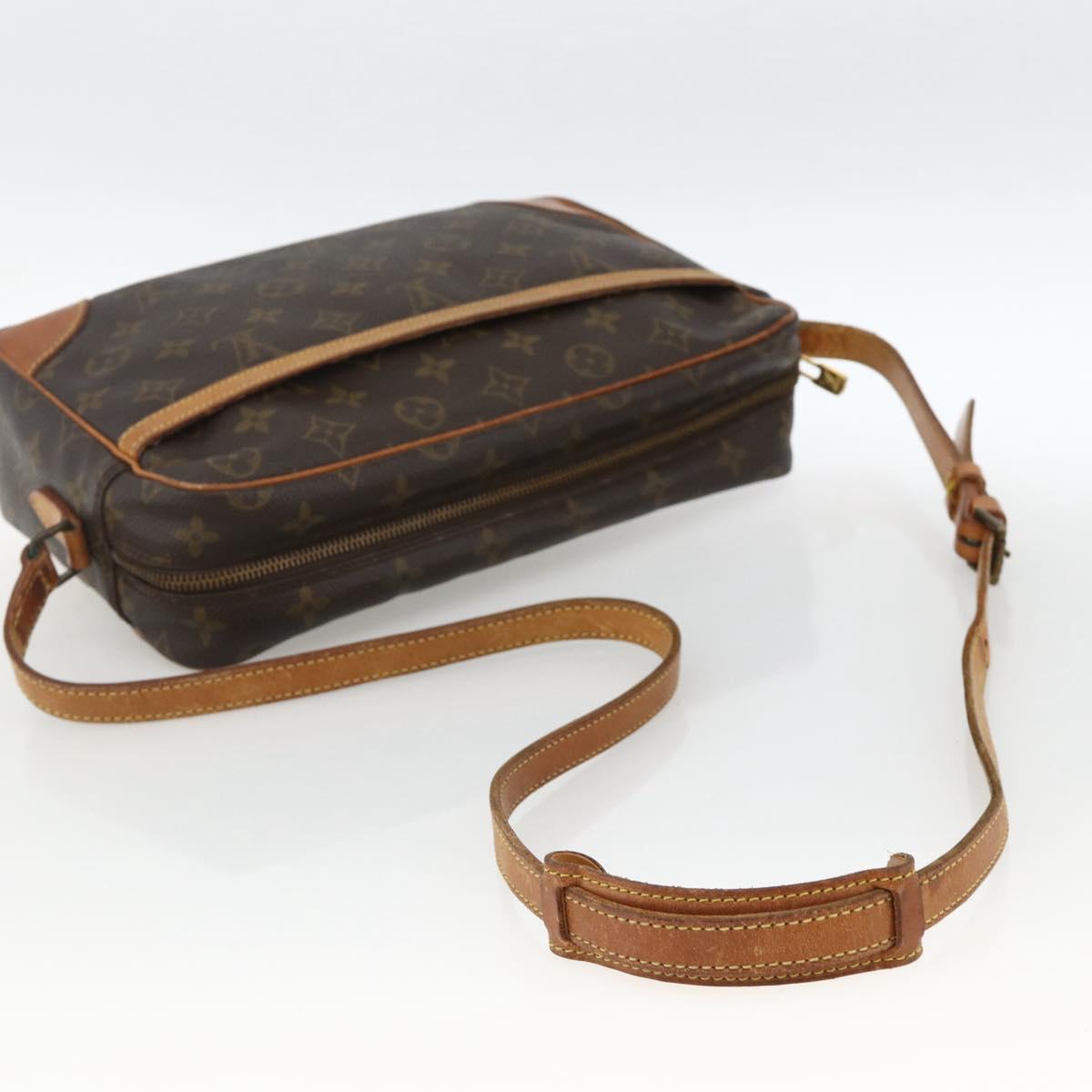 LOUIS VUITTON Monogram Trocadero 30 Shoulder Bag M51272 LV Auth BA11659