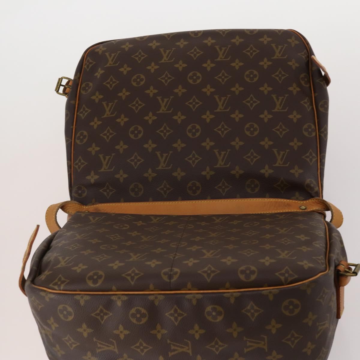 LOUIS VUITTON Monogram Saumur 35 Shoulder Bag M42254 LV Auth BA11793