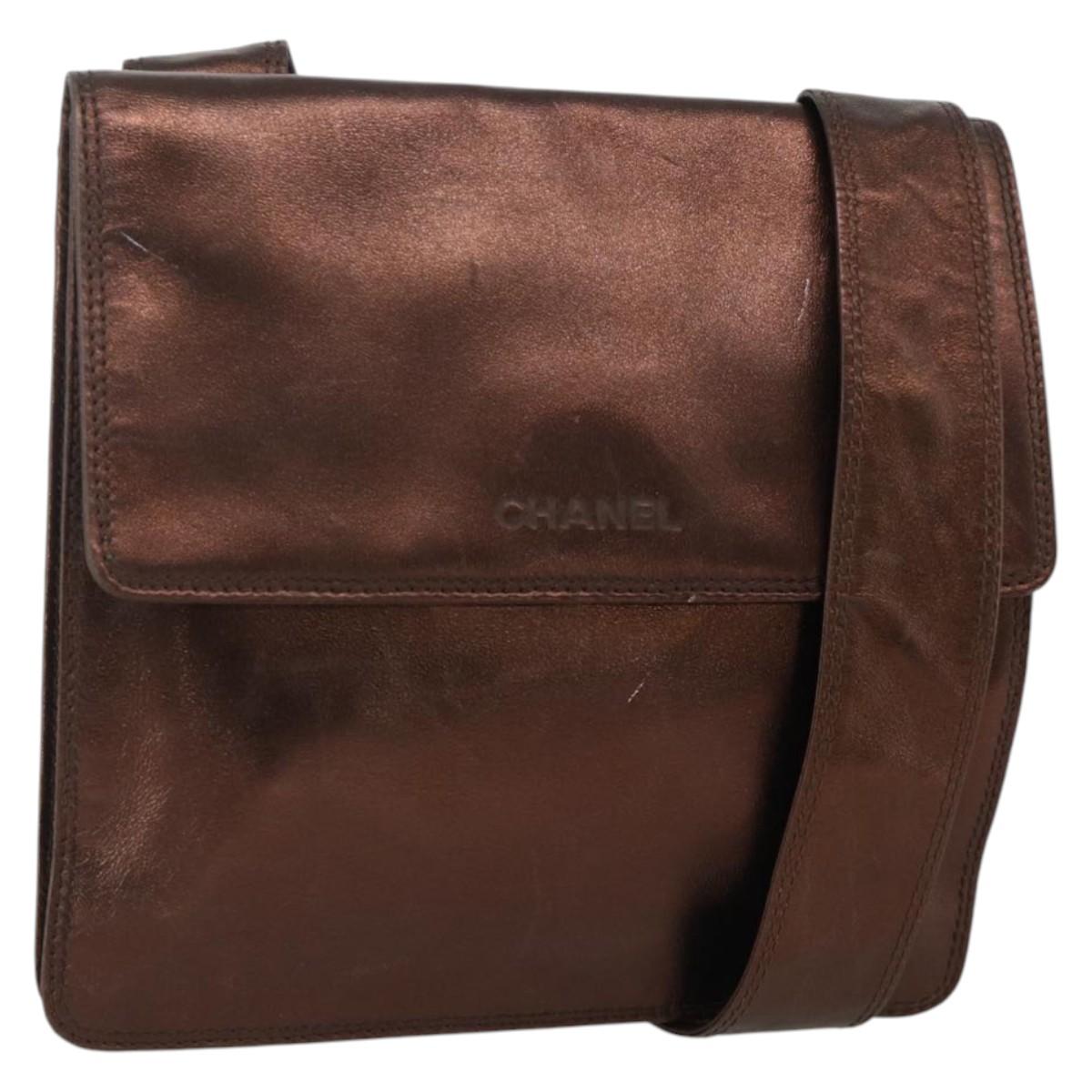 CHANEL Shoulder Bag Leather Brown CC Auth BA11861A