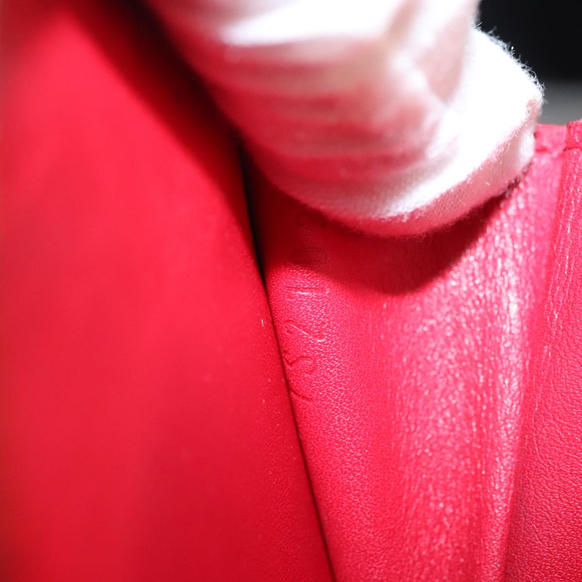 LOUIS VUITTON Vernis Dot Infinity Porte Monnaie Chapeau M91570 LV Auth BA1203