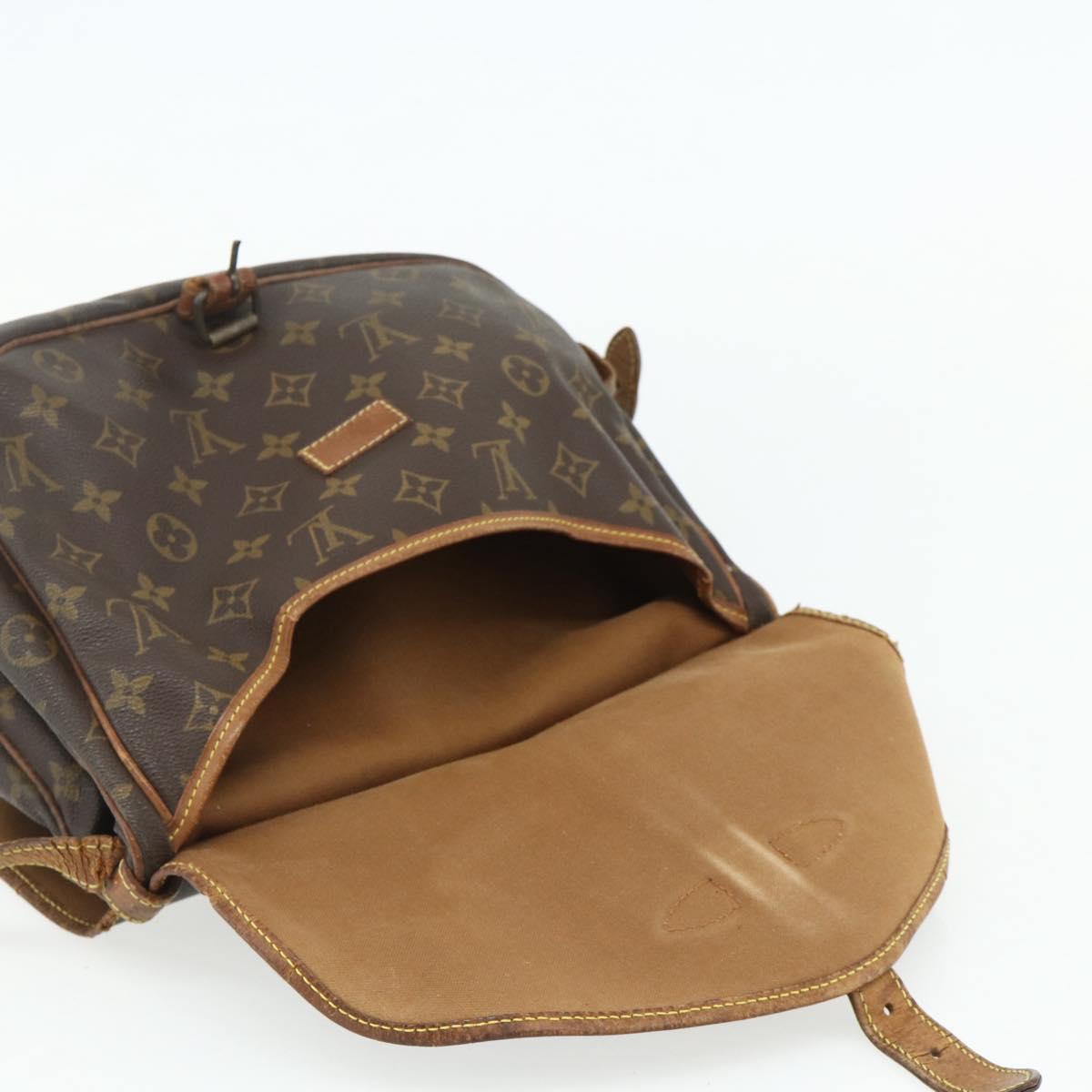 LOUIS VUITTON Monogram Saumur 30 Shoulder Bag M42256 LV Auth BA12118