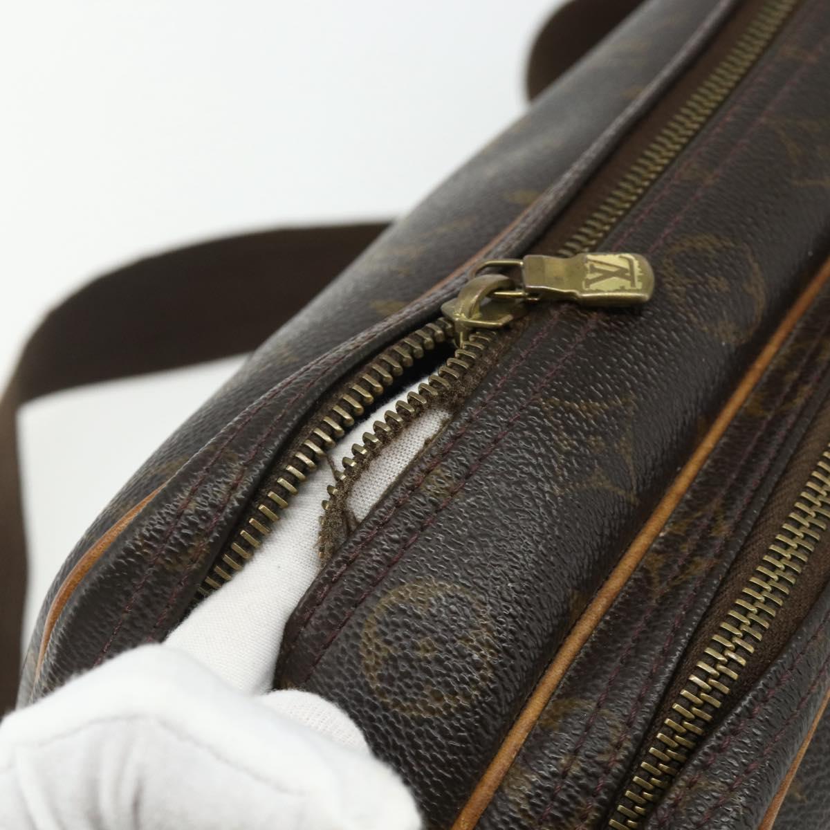 LOUIS VUITTON Monogram Reporter PM Shoulder Bag M45254 LV Auth BA12331