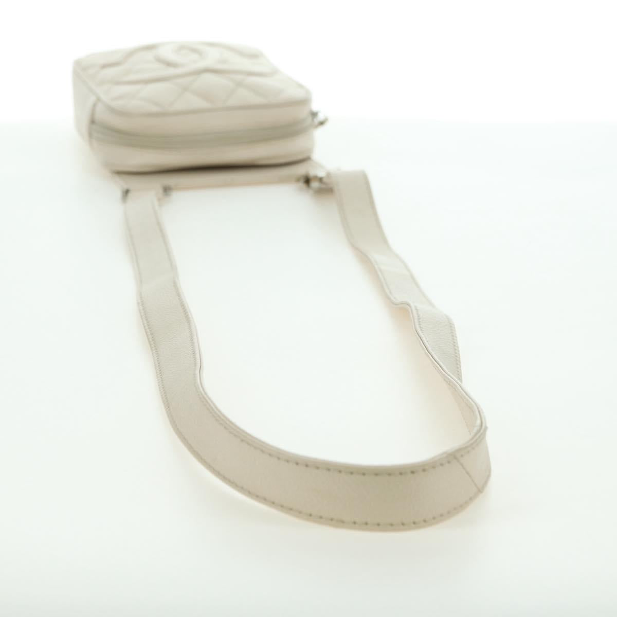 CHANEL Matelasse Shoulder Bag Caviar Skin Ivory Gold CC Auth BA12379V