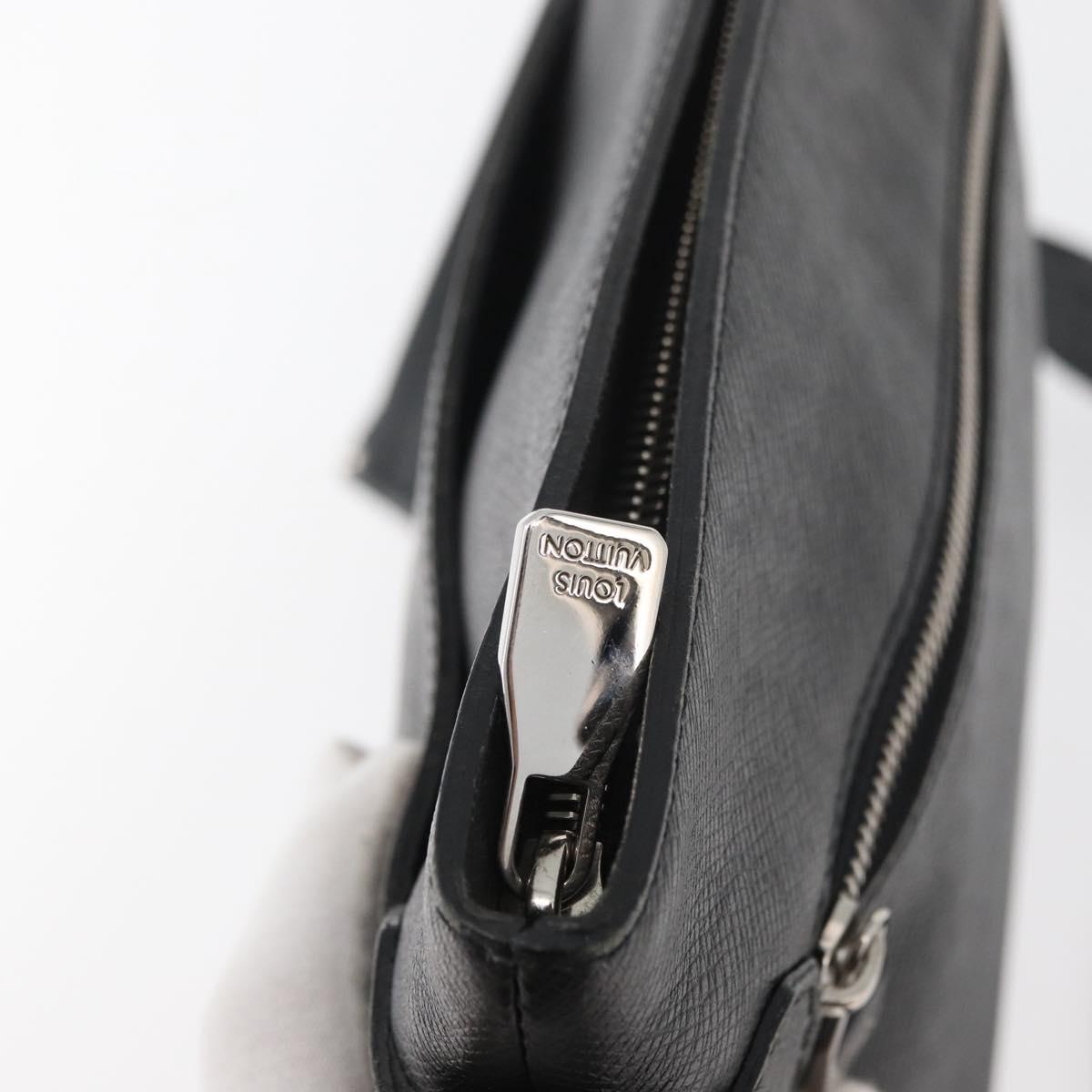 LOUIS VUITTON Taiga Sasha Shoulder Bag Ardoise M32712 LV Auth BA12558