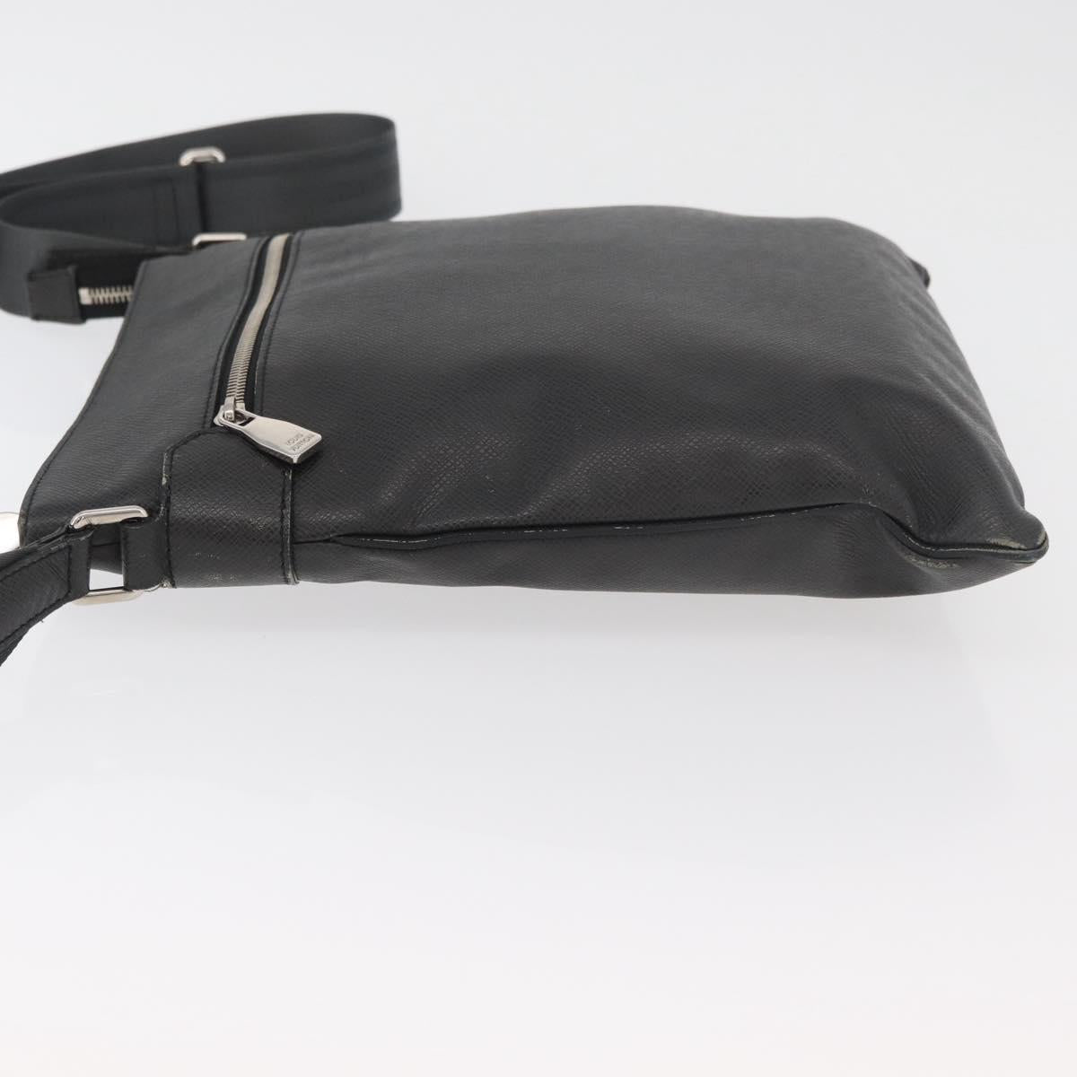 LOUIS VUITTON Taiga Sasha Shoulder Bag Ardoise M32712 LV Auth BA12558