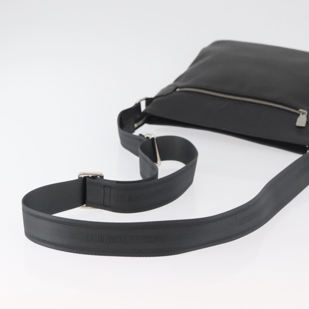 LOUIS VUITTON Taiga Sasha Shoulder Bag Ardoise M32712 LV Auth BA12558