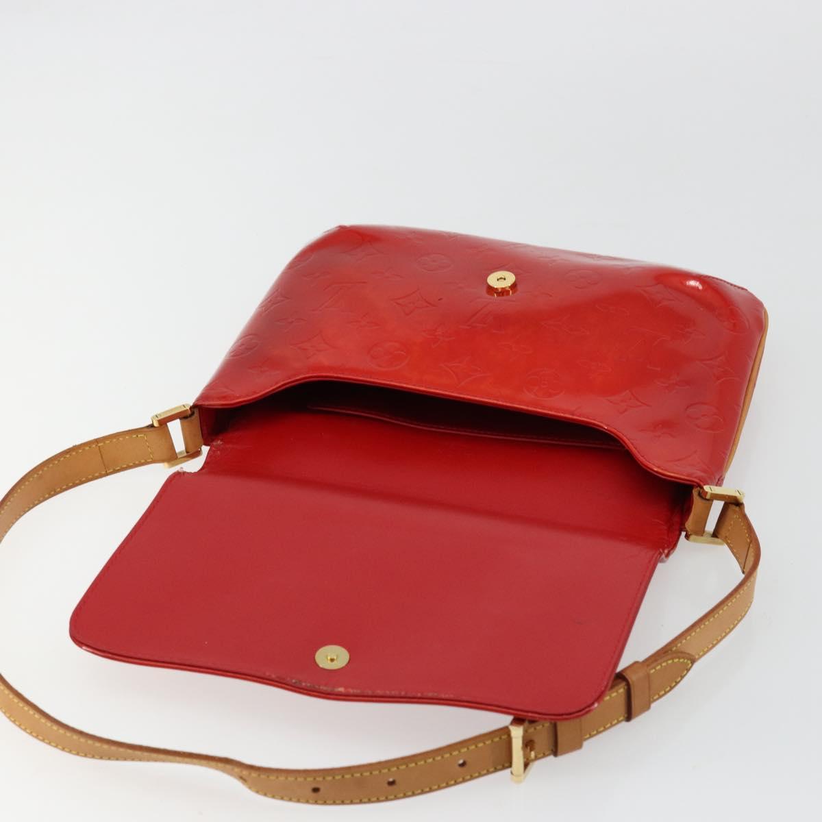 LOUIS VUITTON Monogram Vernis Thompson Street Bag Red Rouge M91094 Auth BA12592